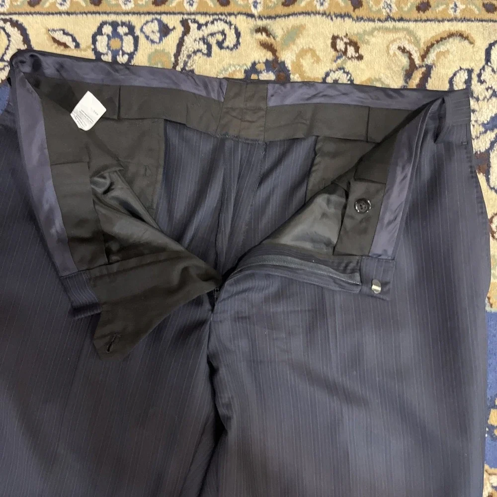 Lauren Ralph Lauren Polo Navy Blue Pinstripe Wool Suit Size‎ 44S